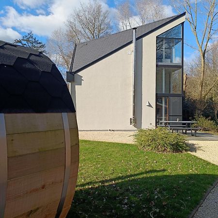 B6 Villa Ursel Bagian luar foto