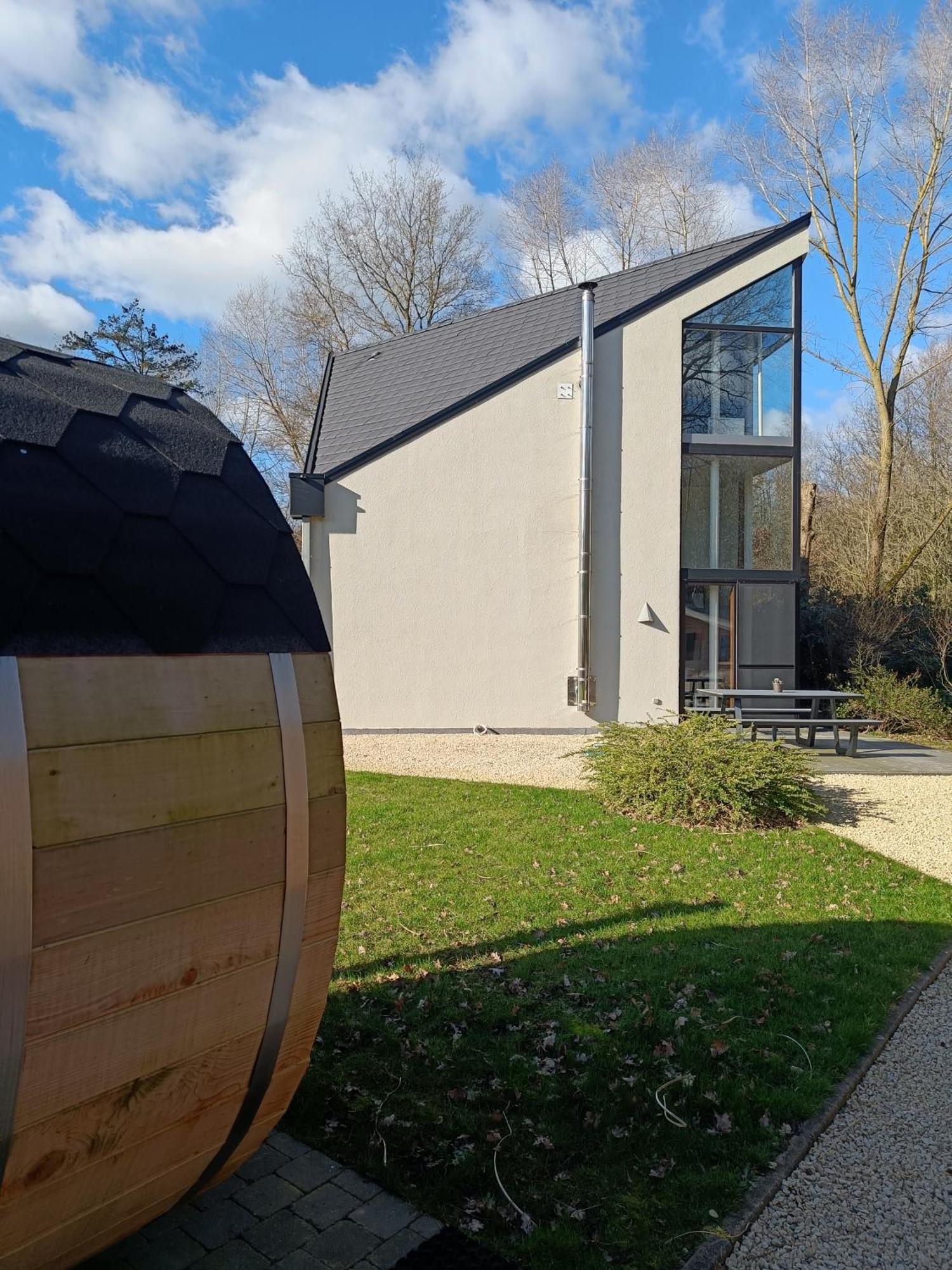 B6 Villa Ursel Bagian luar foto